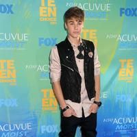 Justin Bieber at Teen Choice Awards 2011 photos | Picture 59024